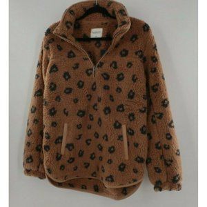Abercrombie & Fitch Leopard Sherpa Half Zip Sweater - Medium